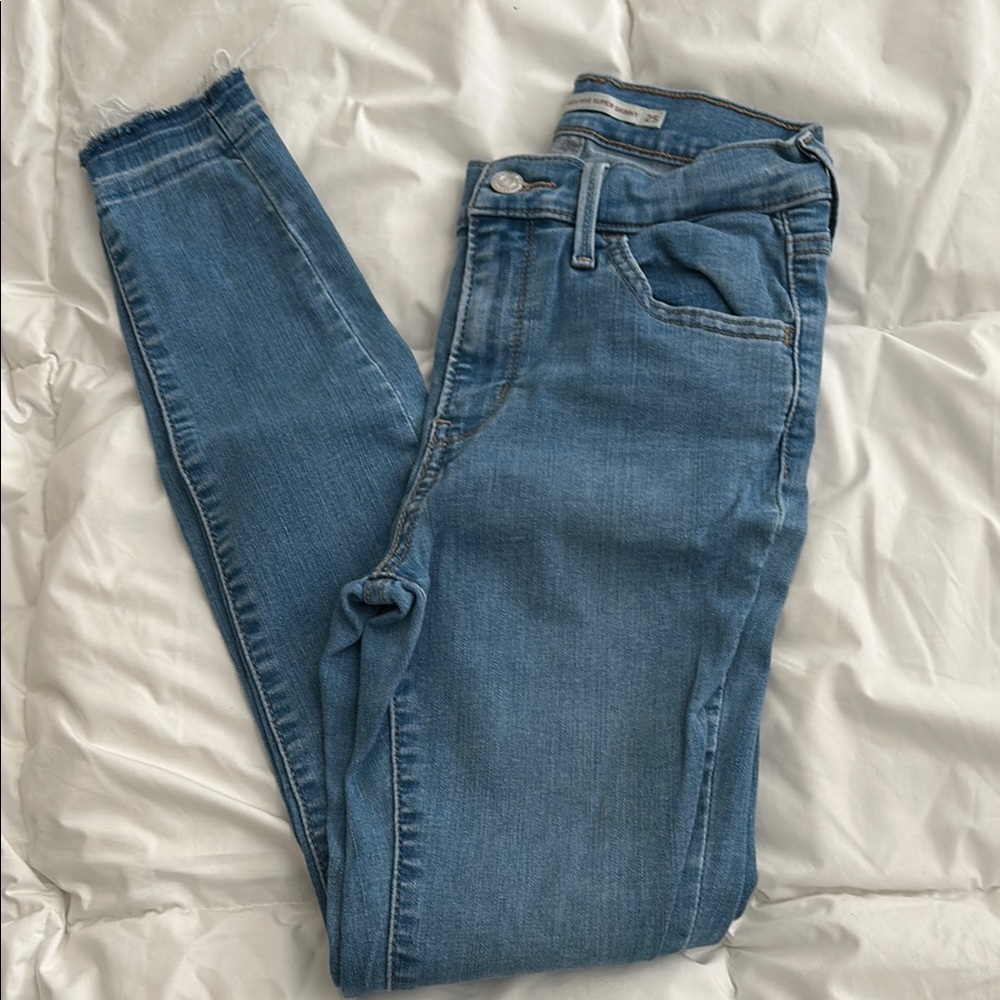 Women's Blue Jeans